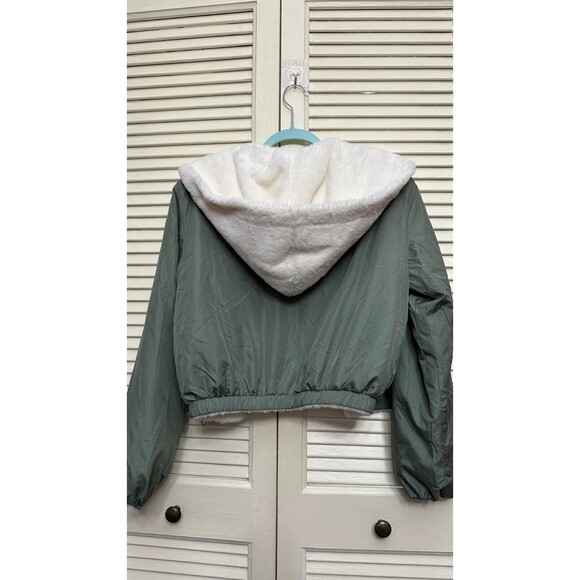BP. Reversible Faux Fur Jacket in Green Dune SIZE S - Picture 4 of 7
